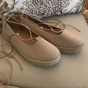 Brash espadrille tan summer lace ups 8.5 US new
